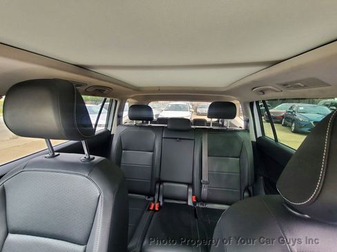 Used 2021 Volkswagen Tiguan S FWD image 21
