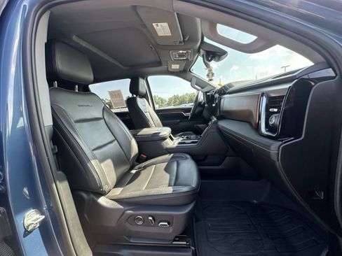 Used 2025 GMC Sierra 2500 Denali AWD/4WD image 13
