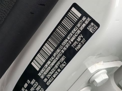 Used 2023 Jeep Renegade Limited image 42