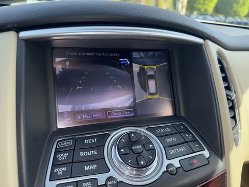 Used 2017 INFINITI QX50 2WD w/ Deluxe Touring Package image 12