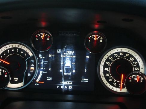 Used 2018 RAM 1500 Big Horn image 12