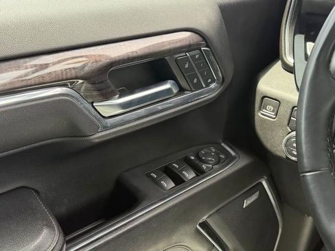 Used 2023 Chevrolet Silverado 1500 LTZ AWD/4WD image 13