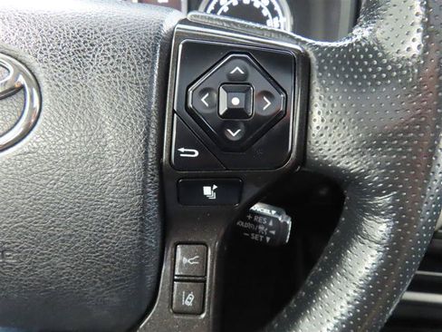 Used 2023 Toyota 4Runner TRD Off-Road Premium w/ Moonroof Package AWD/4WD image 21