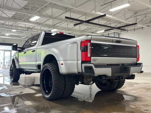 Used 2024 Ford F450 Platinum w/ Camper Package AWD/4WD image 40