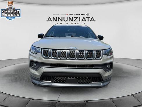 Used 2023 Jeep Compass Latitude w/ Sun and Sound Group AWD/4WD image 8