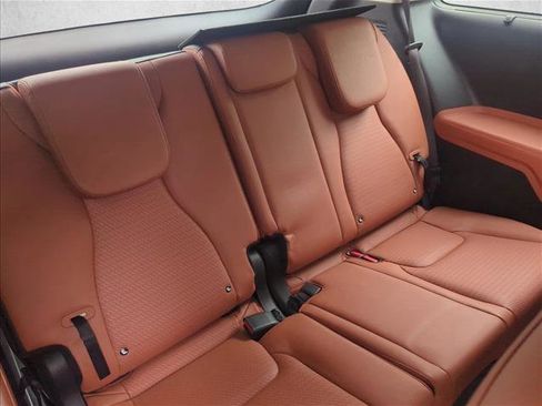 Used 2024 Kia Carnival SX Prestige FWD image 27
