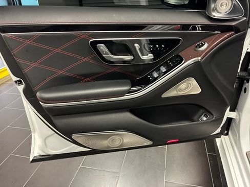 Used 2024 Mercedes-Benz S 63 AMG S image 10