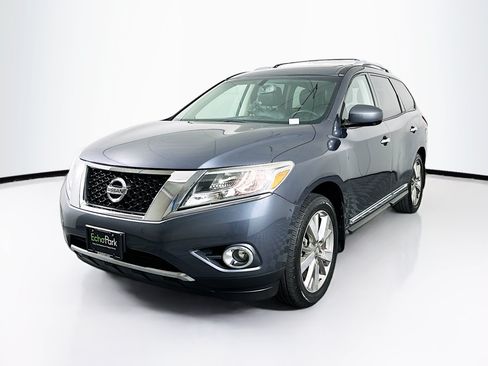 Used 2014 Nissan Pathfinder Platinum w/ Platinum Premium Package AWD/4WD image 3