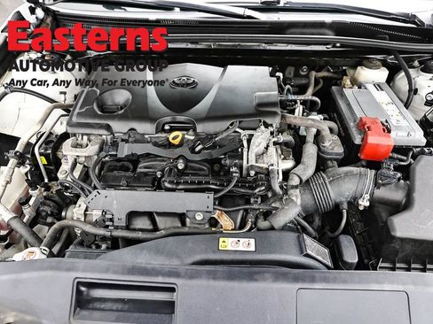 Used 2019 Toyota Camry XLE w/ Carpet Mat Package FWD image 7