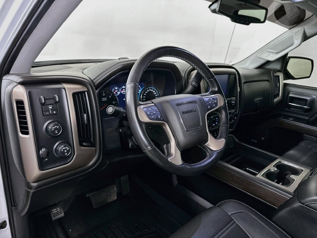 Used 2018 GMC Sierra 1500 Denali w/ Denali Ultimate Package AWD/4WD image 16