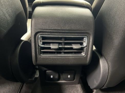 Certified 2025 Lincoln Corsair AWD w/ Equipment Group 101A image 15