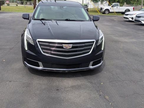 Used 2019 Cadillac XTS FWD image 3