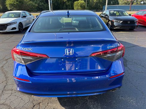 Used 2023 Honda Civic Sport image 7