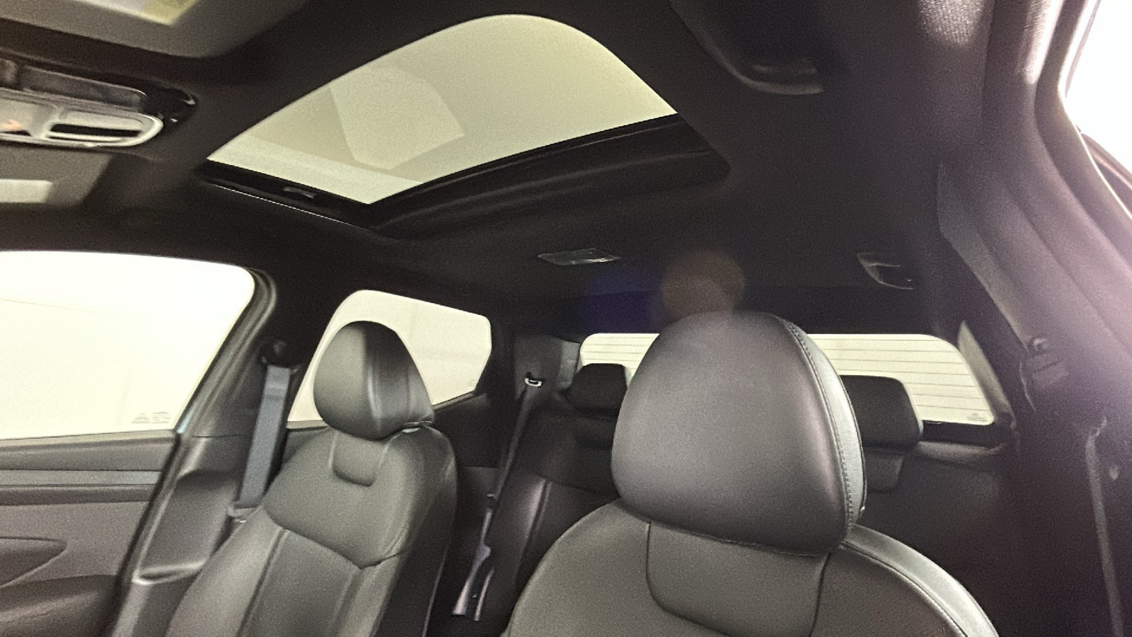 Used 2025 Hyundai Santa Cruz SEL FWD image 16