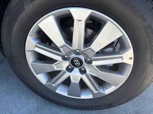 Used 2025 Hyundai Palisade SEL FWD image 34