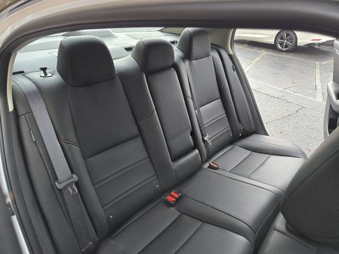 Used 2024 Nissan Sentra SR w/ SR Premium Package image 20