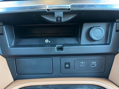 Used 2024 INFINITI QX80 Sensory AWD/4WD image 31