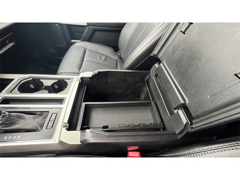 Used 2020 Ford F150 Lariat w/ Equipment Group 502A Luxury image 36