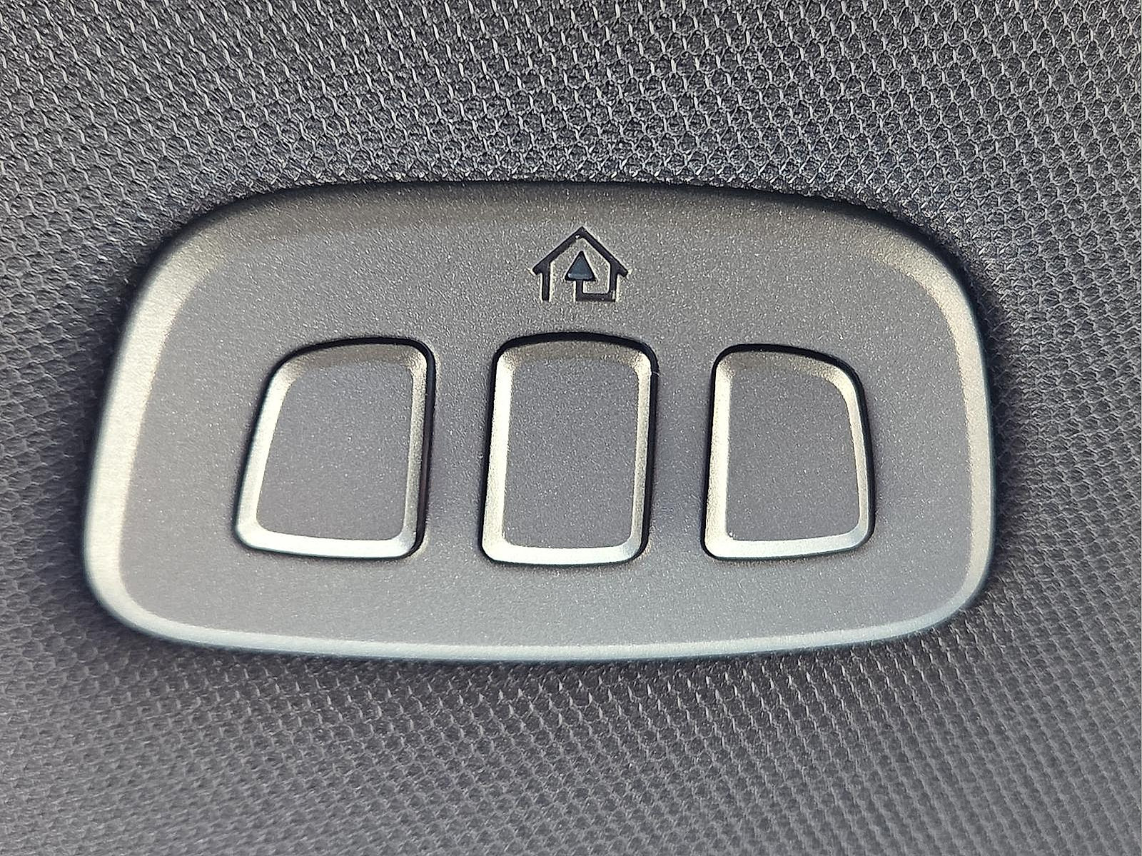 Used 2026 Lincoln Aviator Reserve AWD/4WD image 19