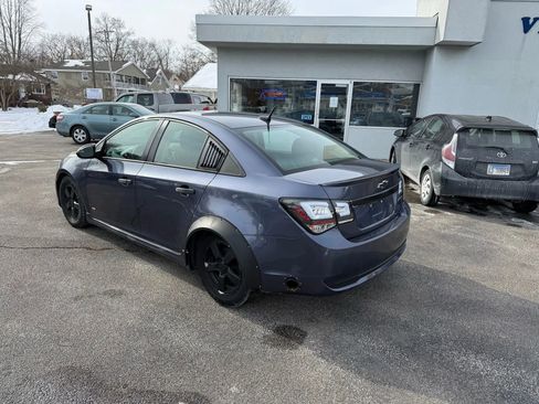 Used 2013 Chevrolet Cruze LT w/ RS Package image 5