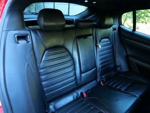 Used 2018 Alfa Romeo Stelvio Ti Sport image 44