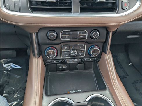 Used 2021 Chevrolet Tahoe High Country AWD/4WD image 29