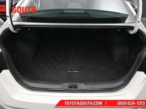 Used 2024 Nissan Altima 2.5 SV FWD image 26