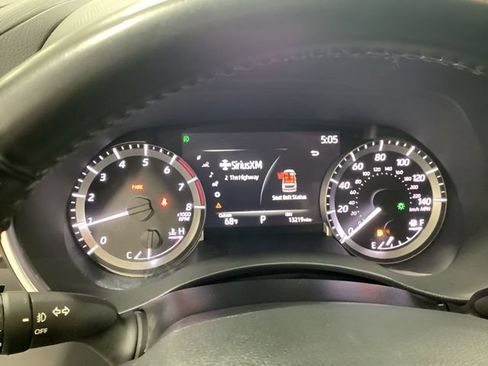 Used 2023 Toyota Highlander XSE AWD/4WD image 8