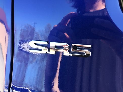 Certified 2024 Toyota Tacoma SR5 image 9