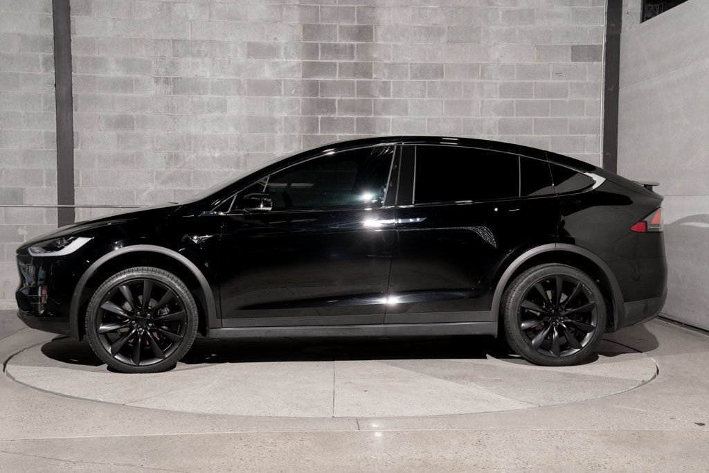 Used 2020 Tesla Model X Long Range AWD/4WD image 4