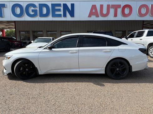 Used 2022 Honda Accord Sport image 4