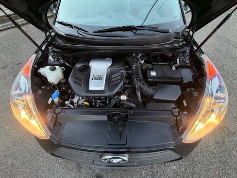 Used 2014 Hyundai Veloster Turbo w/ Turbo Technology Package 04 FWD image 6