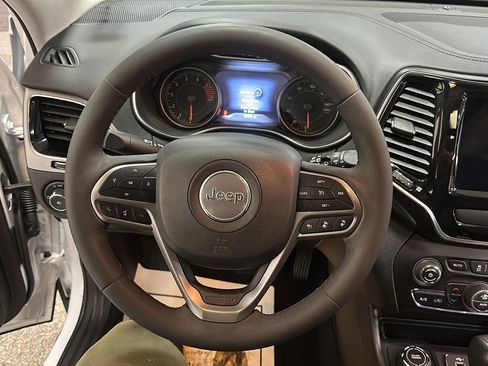 Certified 2022 Jeep Cherokee Limited image 19