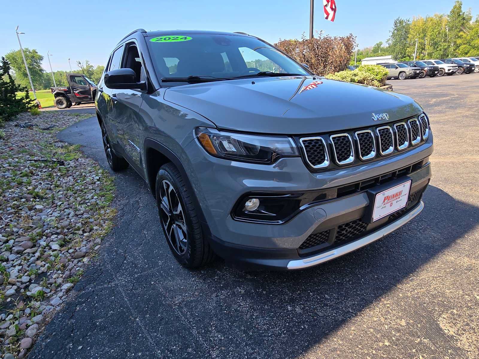 Used 2024 Jeep Compass Limited AWD/4WD image 8