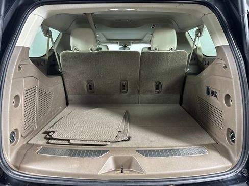 Used 2022 GMC Yukon XL Denali image 27