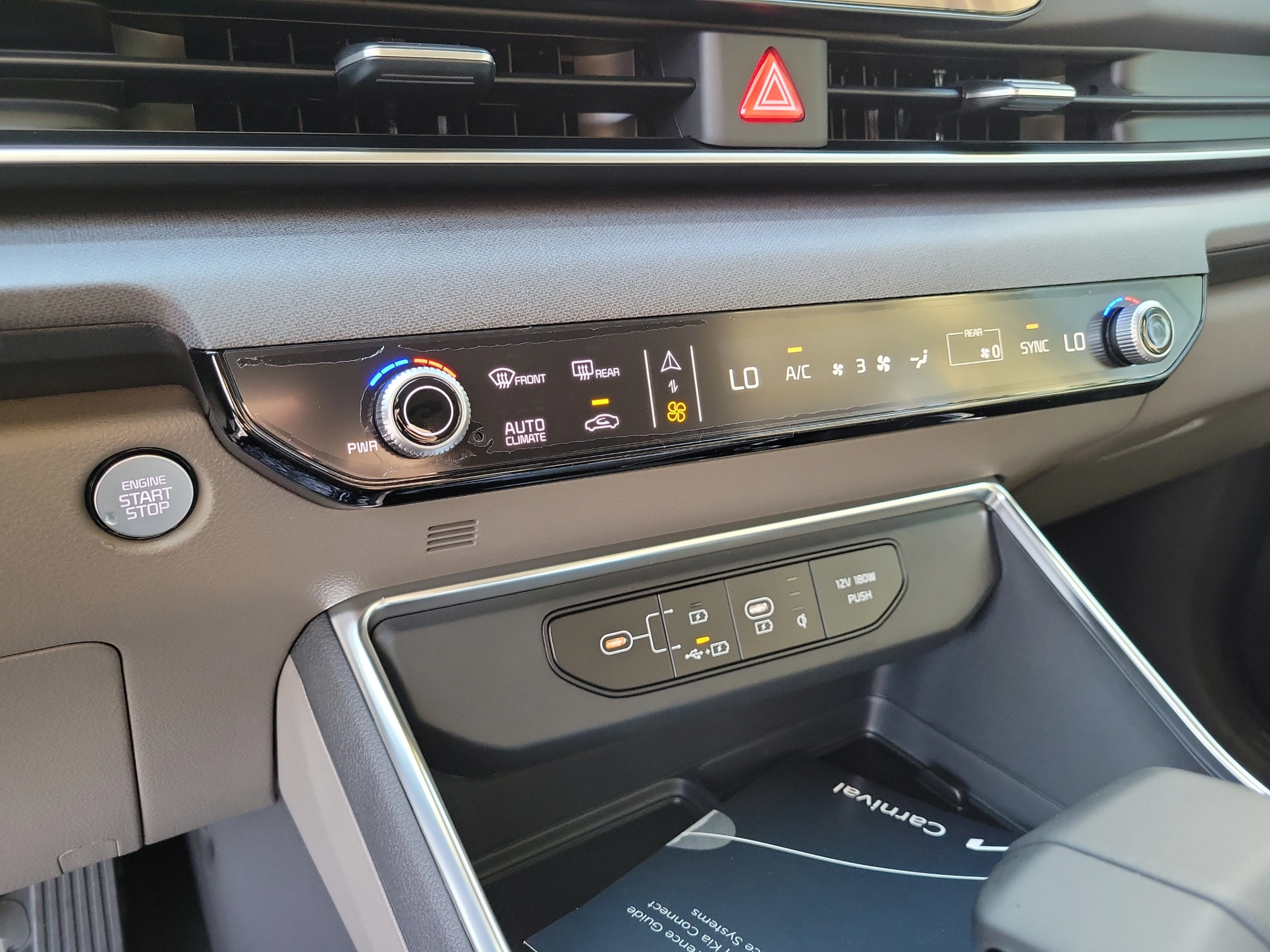 New 2027 Kia Carnival EX FWD image 18