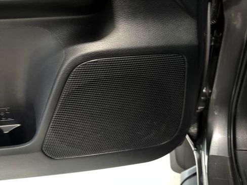 Used 2020 Toyota Tacoma TRD Sport image 23