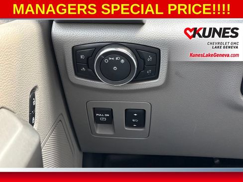 Used 2016 Ford F150 XLT w/ Equipment Group 302A Luxury AWD/4WD image 24