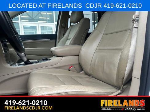 Used 2021 Jeep Grand Cherokee Limited AWD/4WD image 23