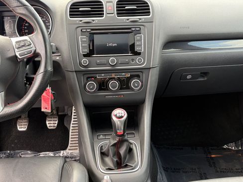 Used 2013 Volkswagen GTI Driver's Edition FWD image 19