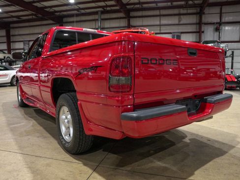 Used 1997 Dodge Ram 1500 Truck 2WD Club Cab image 6
