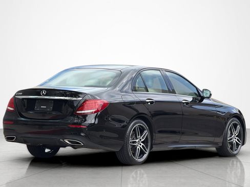 Used 2020 Mercedes-Benz E 350 Sedan image 5