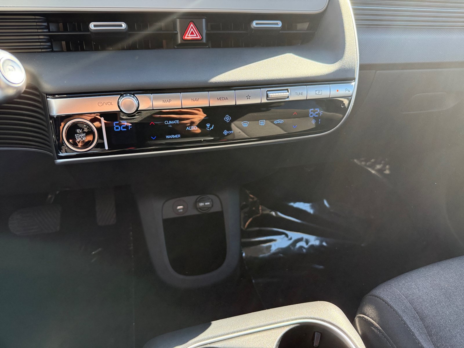 Certified 2024 Hyundai Ioniq 5 SEL RWD image 13