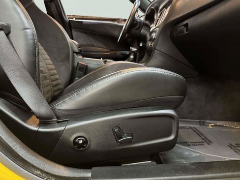 Used 2017 Dodge Charger R/T RWD image 32