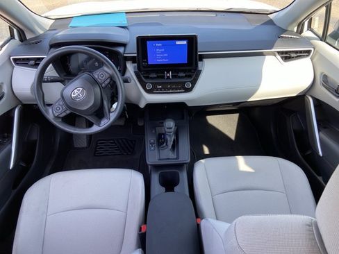 Used 2026 Toyota Corolla Cross L FWD image 53