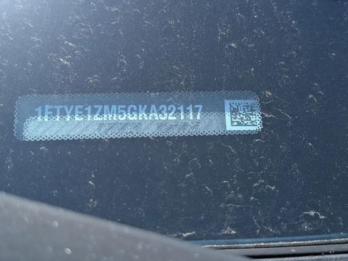 Used 2016 Ford Transit 150 130 Low Roof RWD image 4