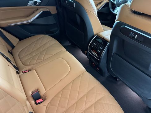 Certified 2025 BMW X5 xDrive40i w/ M Sport Package AWD/4WD image 34