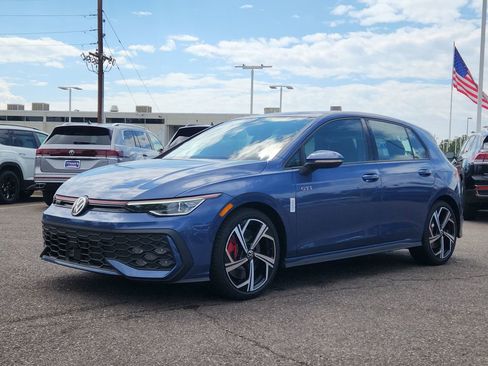 New 2025 Volkswagen GTI SE image 6