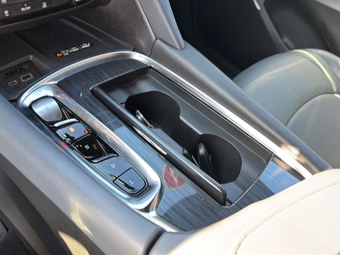 Used 2024 Buick Enclave Essence w/ LPO, Floor Liner Package FWD image 28