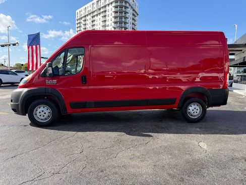 Used 2019 RAM ProMaster 2500 image 2
